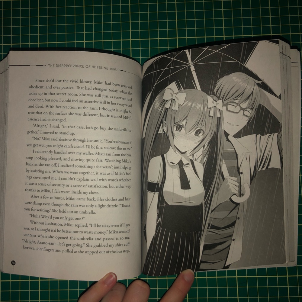 The disappearance of hatsune miku -light novel♥️ - Picture 3 of 4